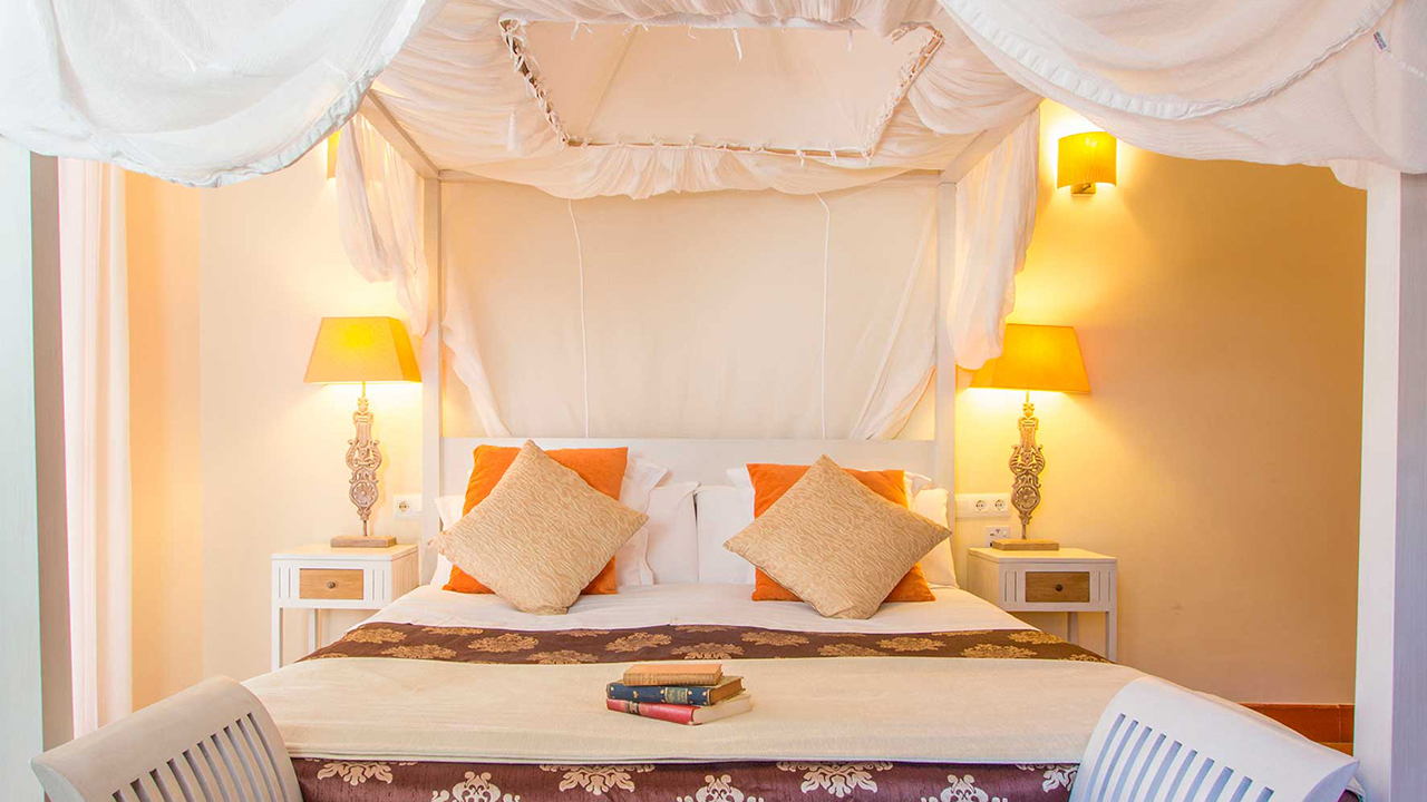 Can Abril Hotel