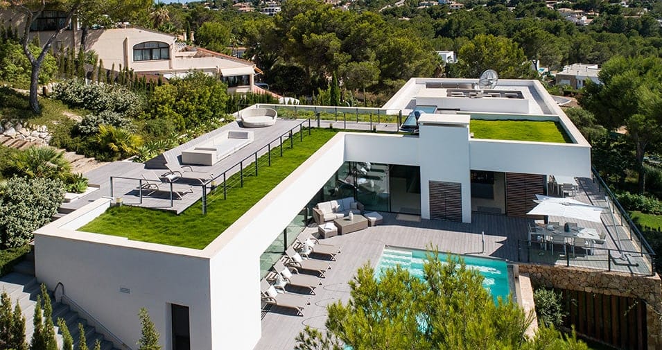 Luxury Hillside Villa